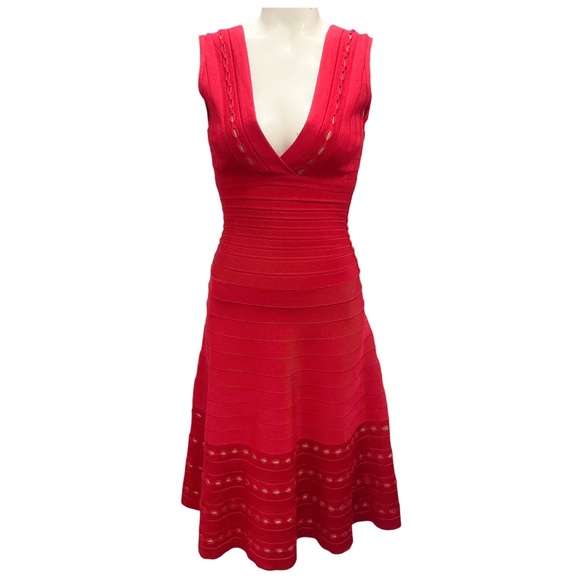 HERVE LEGER LIPSTICK RED KYRA FLARED STRETCH KNIT BANDAGE DRESS - Picture 1 of 5